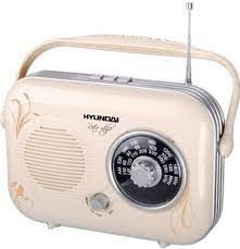 Radiopřijímač Hyundai Retro PR 100B krémové