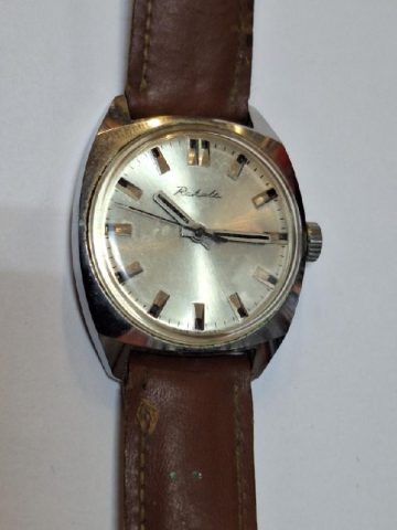 Hodinky Raketa