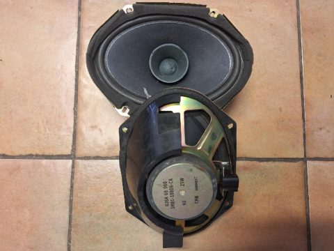 Reproduktory GJ6A 66 960 3M81-18808-CA 4 OHM 25Wat